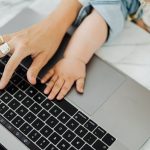 erforschen sie effektive methoden der eltern-kind-kommunikation. erfahren sie, wie sie eine stärkere bindung aufbauen und das verständnis zwischen generationen fördern können.