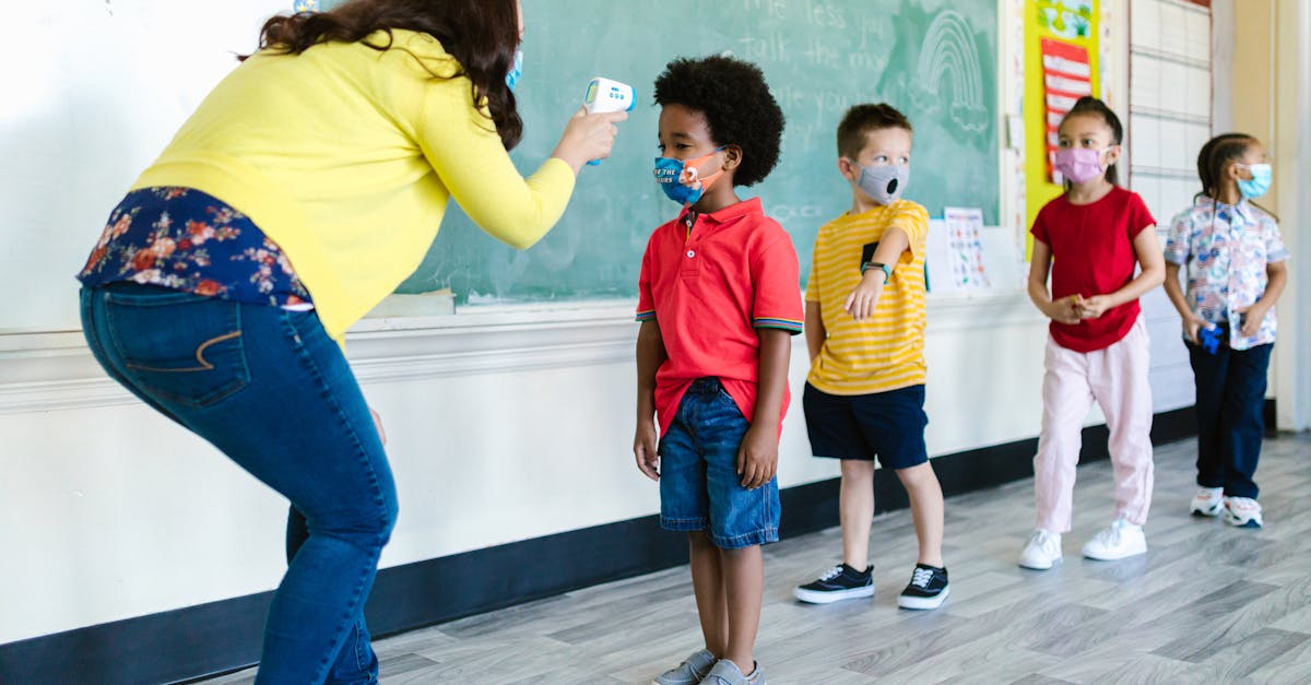 entdecken sie effektive schulroutinen, die struktur und produktivität in den schulalltag bringen. tipps und strategien für schüler und eltern zur optimierung der zeit und verbesserung des lernens.