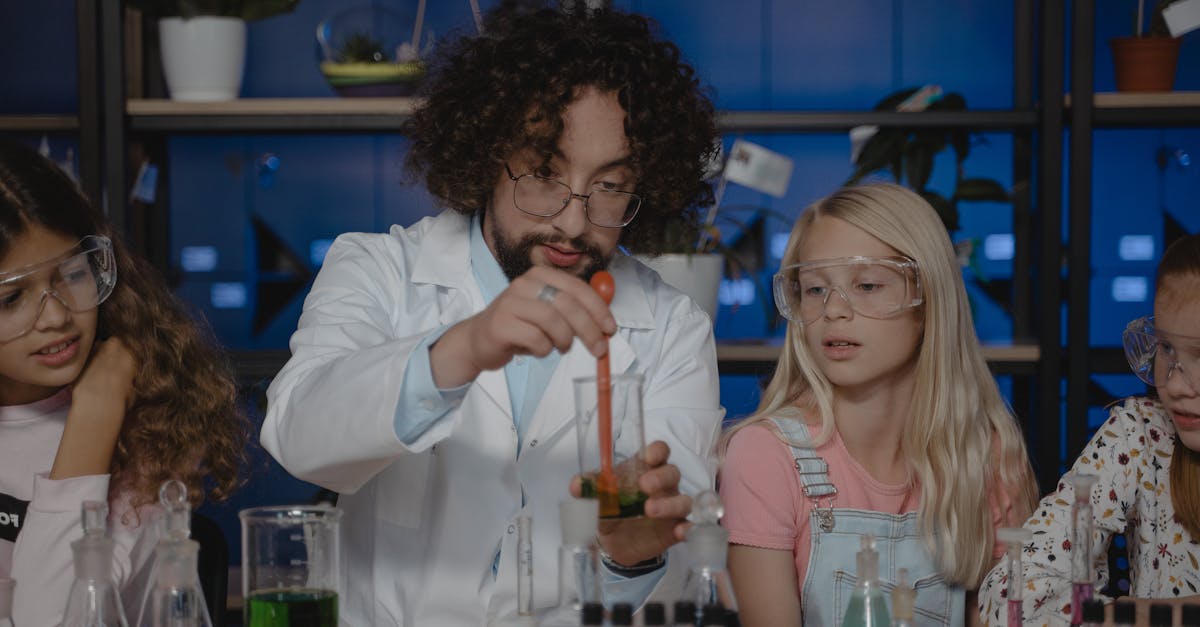 entdecken sie wertvolle ressourcen und tipps für lehrer, um den unterricht zu bereichern und das lernen der schüler zu fördern. verbessern sie ihre fähigkeiten und finden sie inspiration für kreative lehrmethoden.